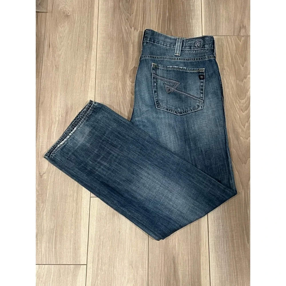 Rock and Republic‎ Distressed Jeans, 38x32, 615-C